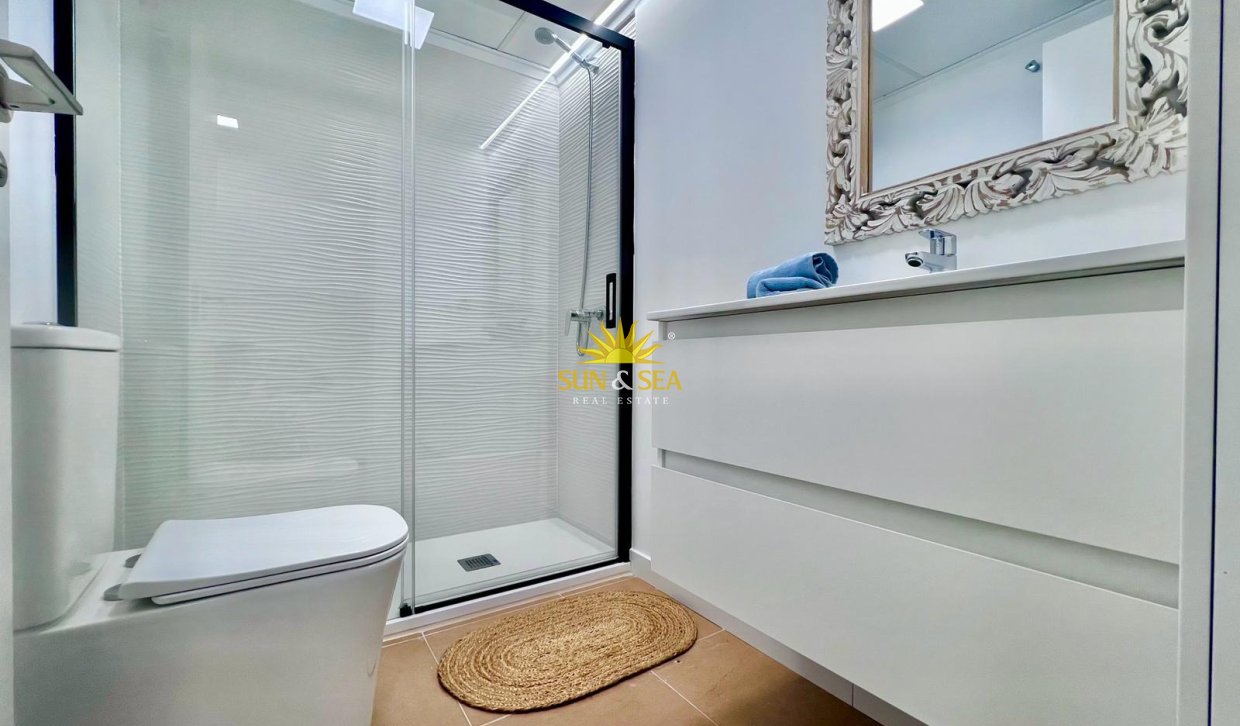 Reventa - Apartamento - Torrevieja - Acequion