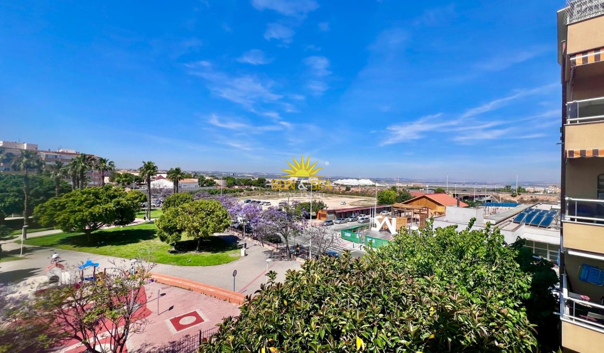 Revente - Appartement - Torrevieja - Acequion