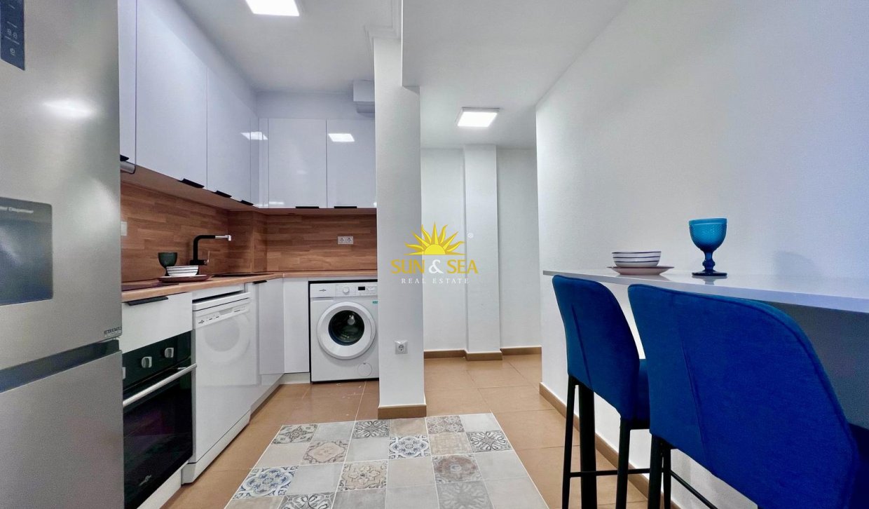 Revente - Appartement - Torrevieja - Acequion