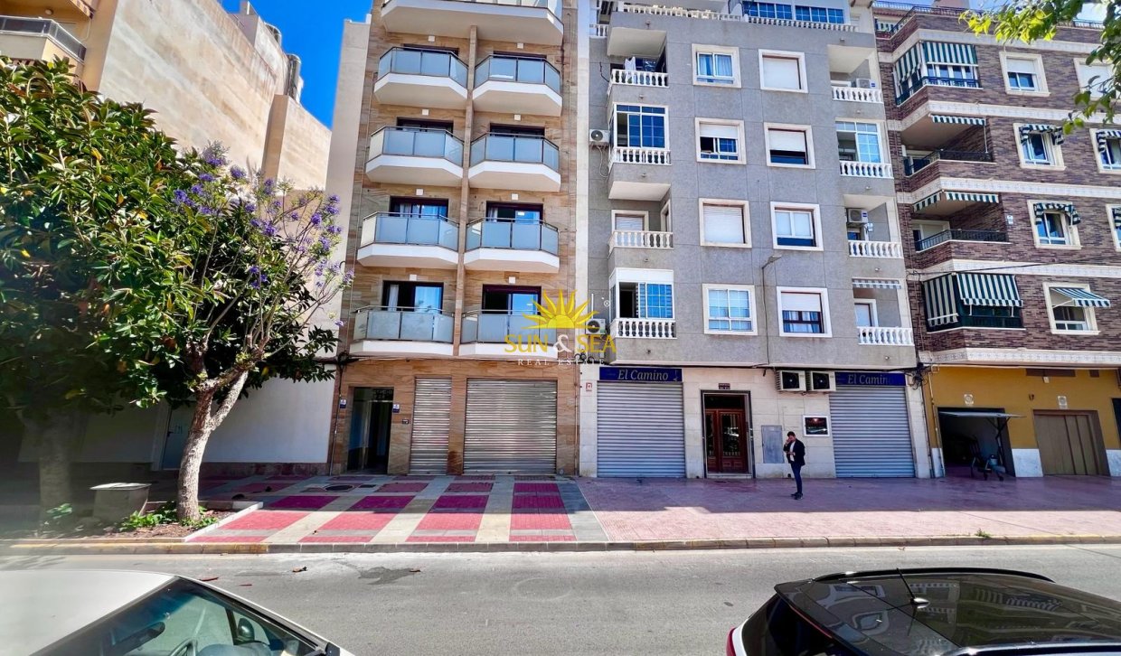 Revente - Appartement - Torrevieja - Acequion