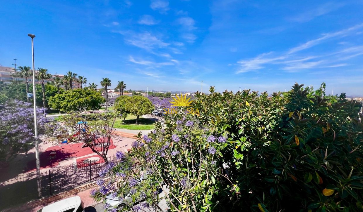 Revente - Appartement - Torrevieja - Acequion