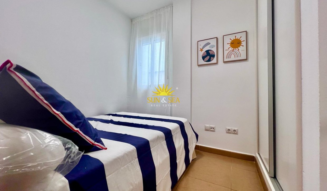 Revente - Appartement - Torrevieja - Acequion