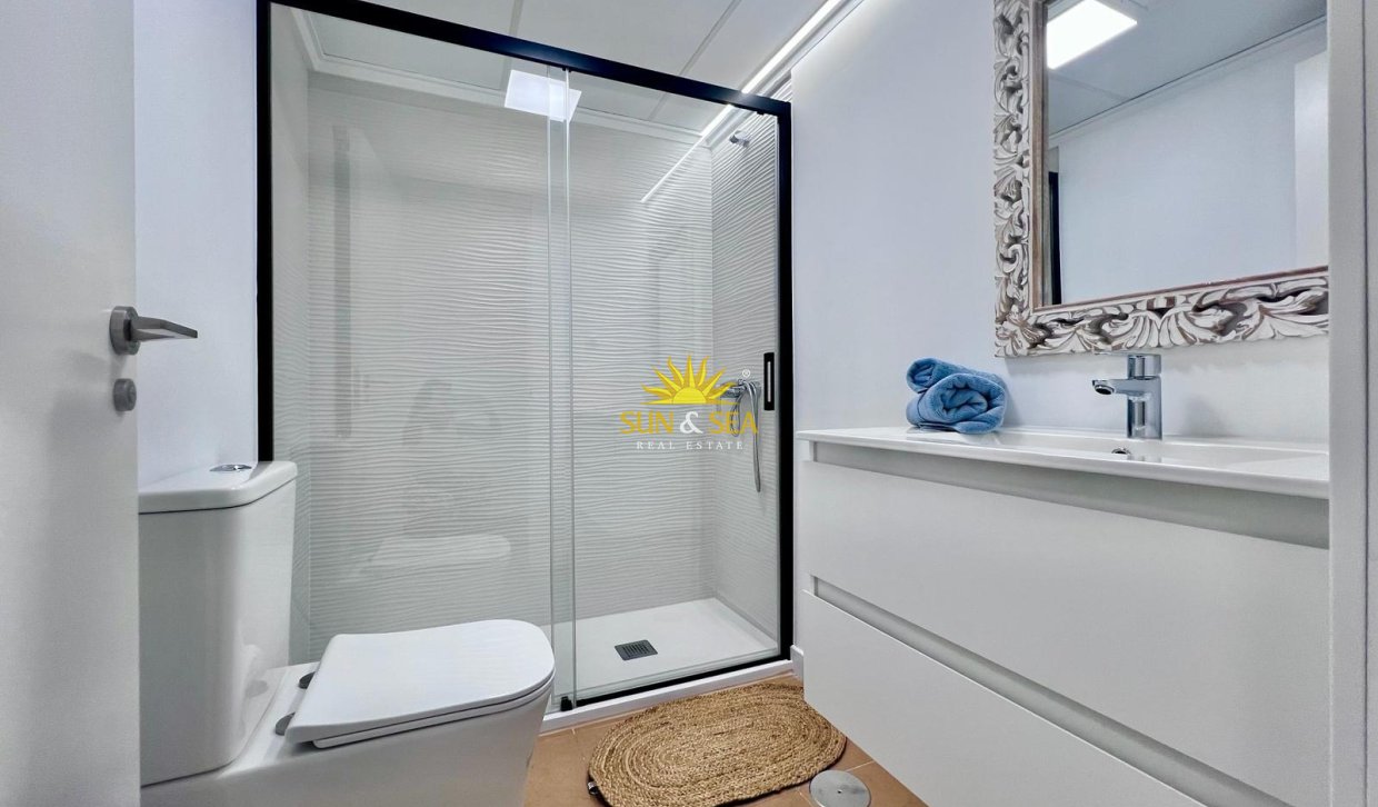 Revente - Appartement - Torrevieja - Acequion
