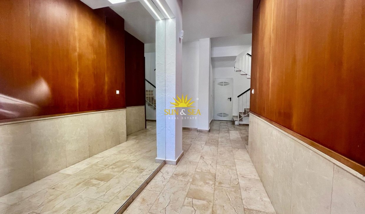 Revente - Appartement - Torrevieja - Acequion