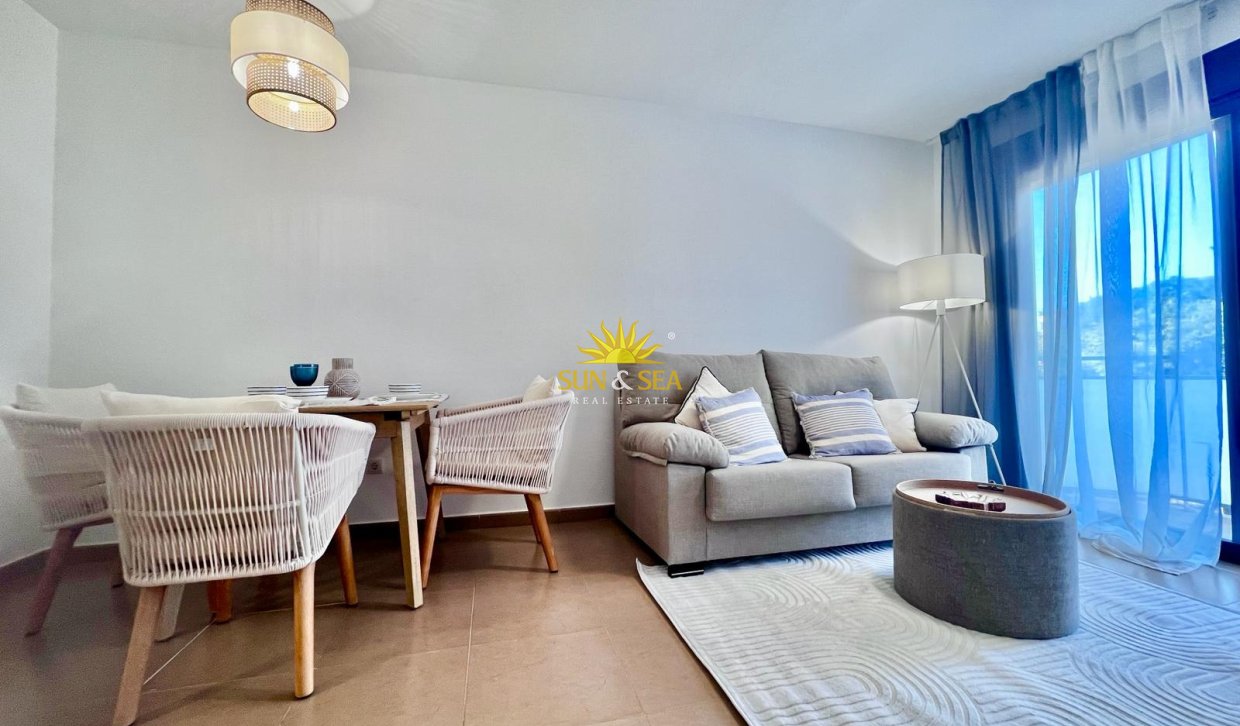 Resale - Apartment - Torrevieja - Acequion