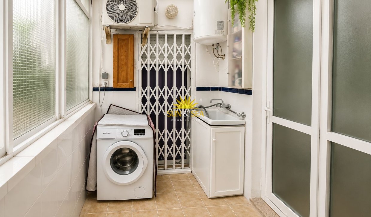 Alquiler a largo plazo - Apartamento - Torrevieja - Playa de los Locos