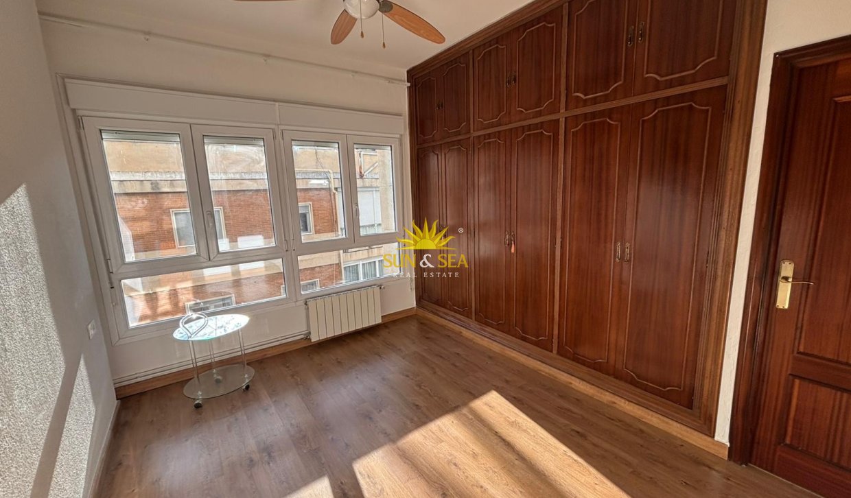 Alquiler a largo plazo - Apartamento - Murcia