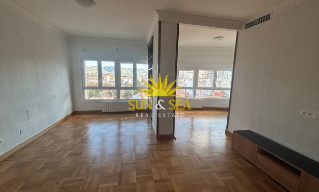 Alquiler a largo plazo - Apartamento - Murcia