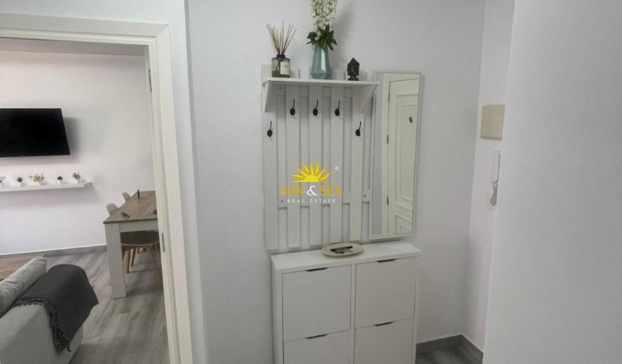 Alquiler a largo plazo - Apartamento - Torrevieja - Punta prima