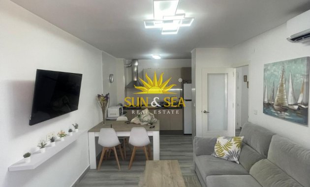 Alquiler a largo plazo - Apartamento - Torrevieja - Punta prima