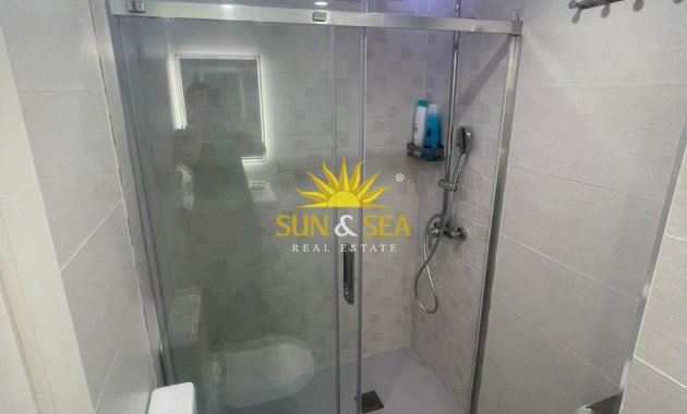 Alquiler a largo plazo - Apartamento - Torrevieja - Punta prima