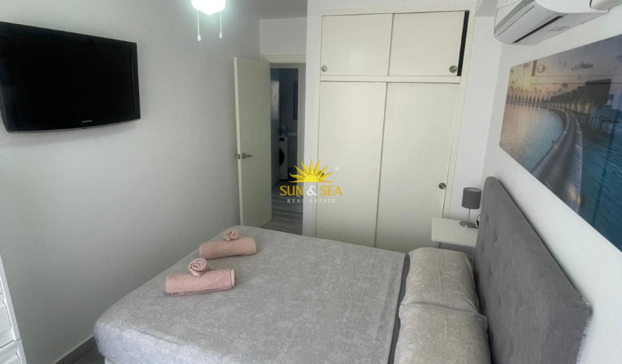 Alquiler a largo plazo - Apartamento - Torrevieja - Punta prima