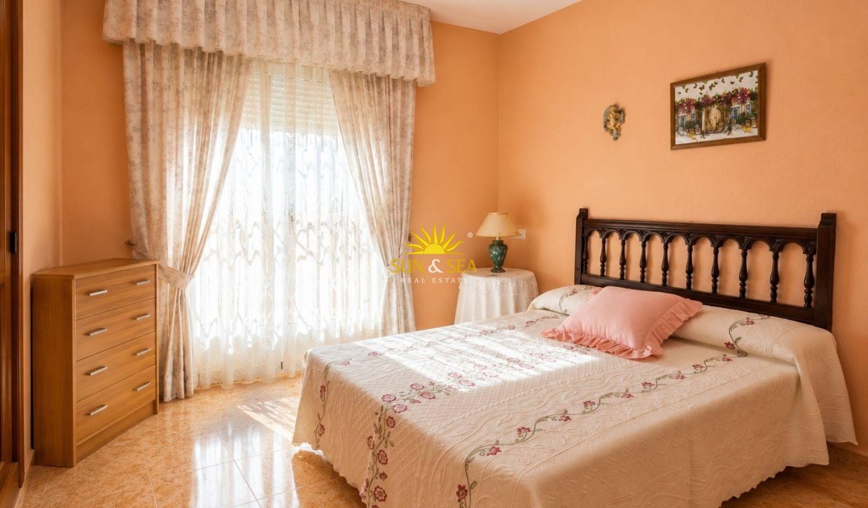 Resale - Townhouse - Torrevieja - torrevieja
