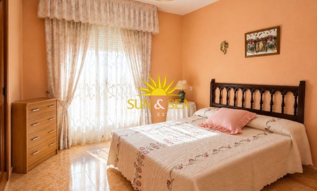 Resale - Townhouse - Torrevieja - torrevieja