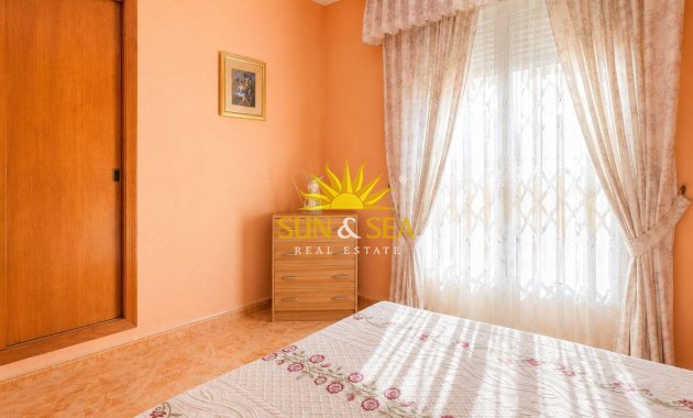 Resale - Townhouse - Torrevieja - torrevieja