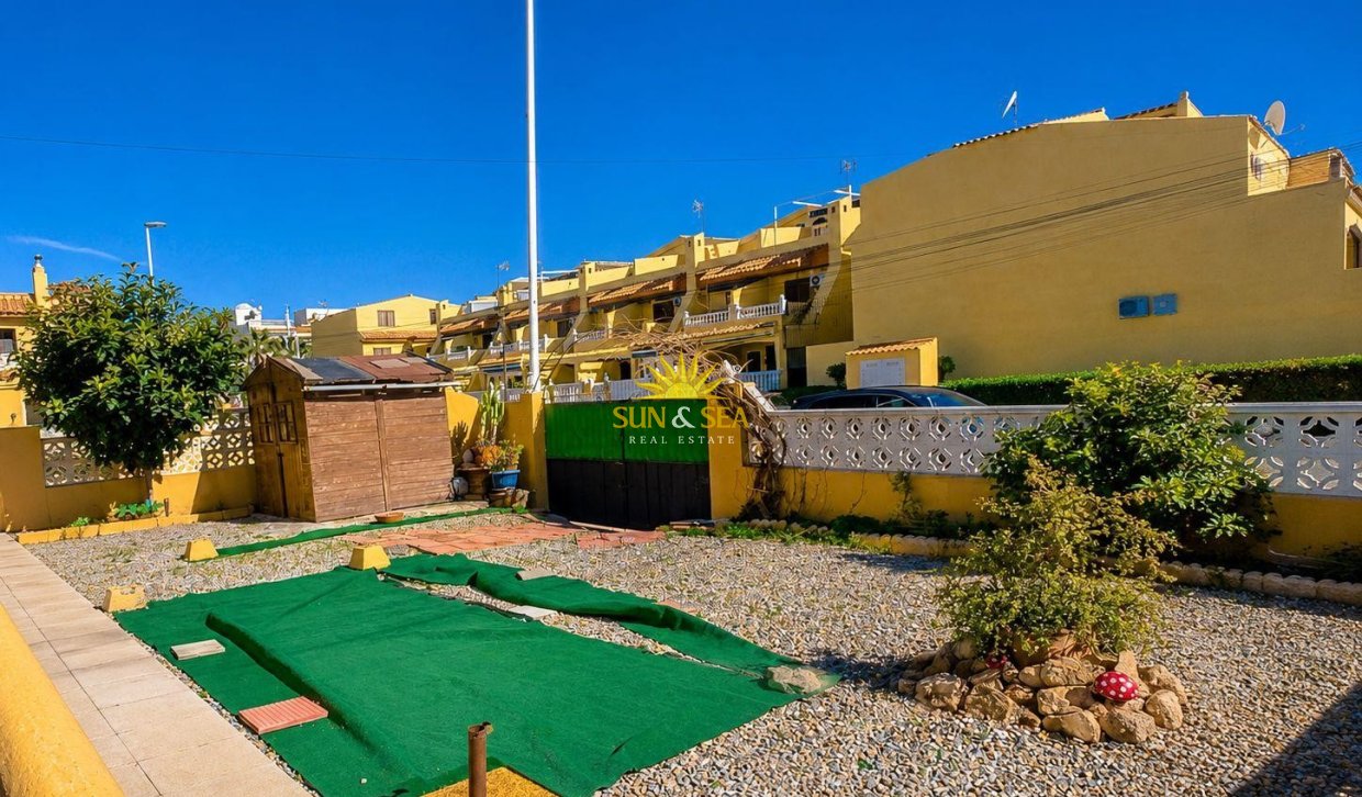 Resale - Townhouse - Torrevieja - torrevieja