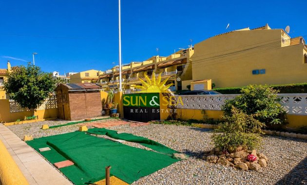 Resale - Townhouse - Torrevieja - torrevieja