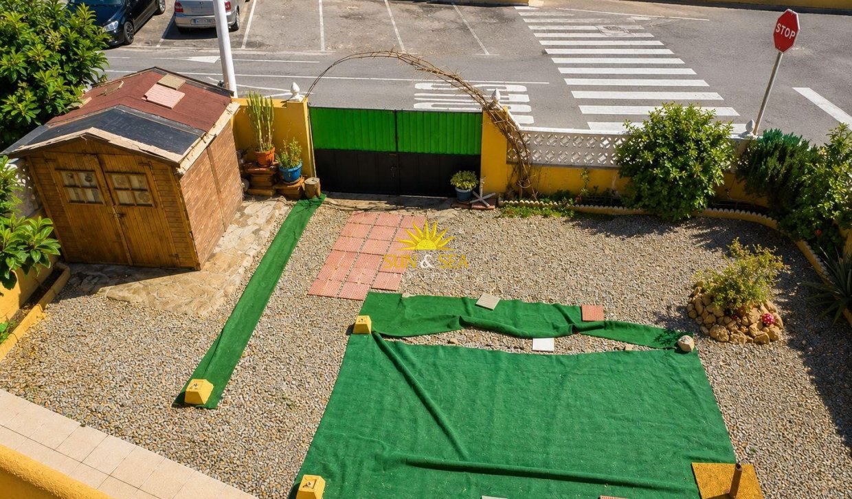 Resale - Townhouse - Torrevieja - torrevieja