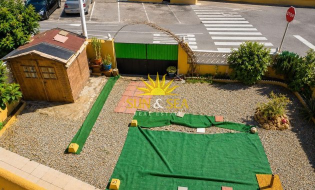 Resale - Townhouse - Torrevieja - torrevieja
