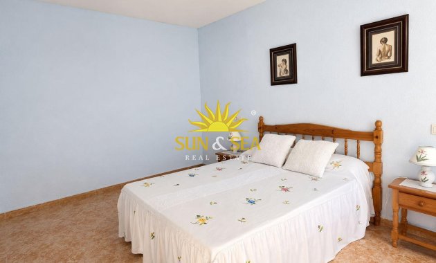 Resale - Townhouse - Torrevieja - torrevieja
