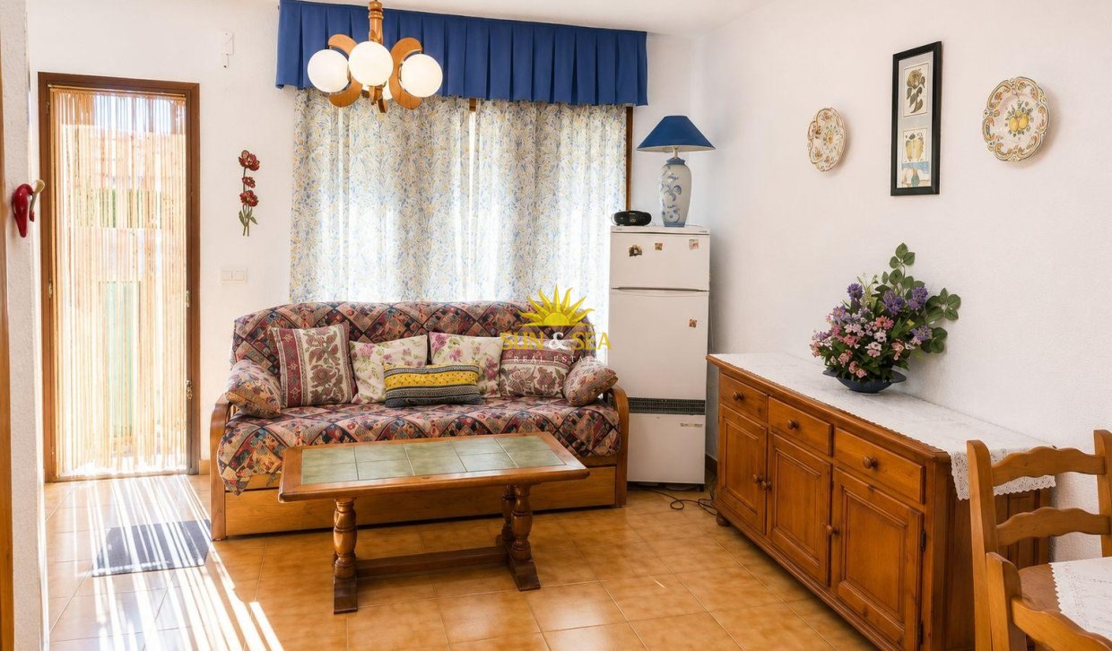Resale - Townhouse - Torrevieja - torrevieja