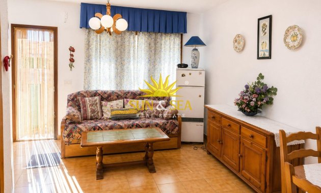 Resale - Townhouse - Torrevieja - torrevieja