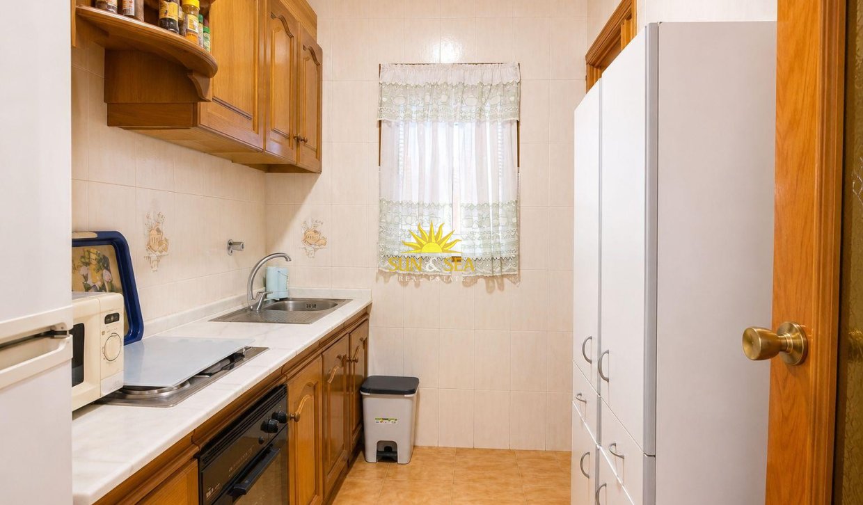 Resale - Townhouse - Torrevieja - torrevieja