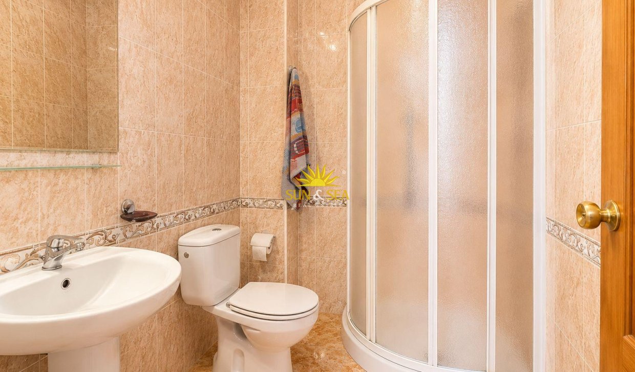 Resale - Townhouse - Torrevieja - torrevieja