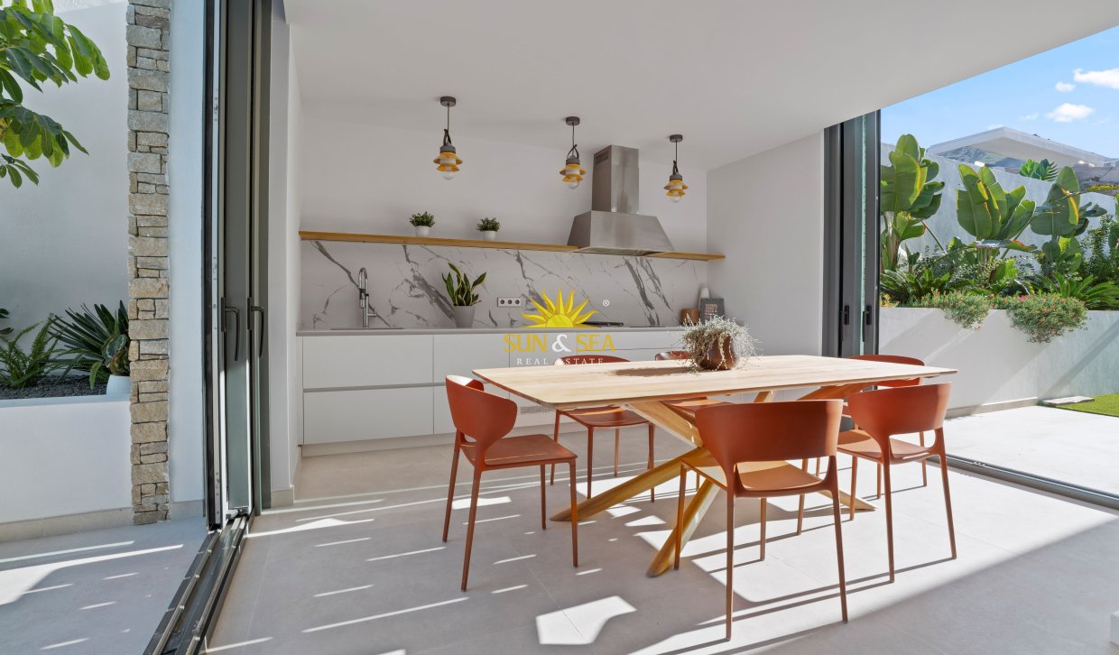 Obra nueva - Chalet - Benidorm