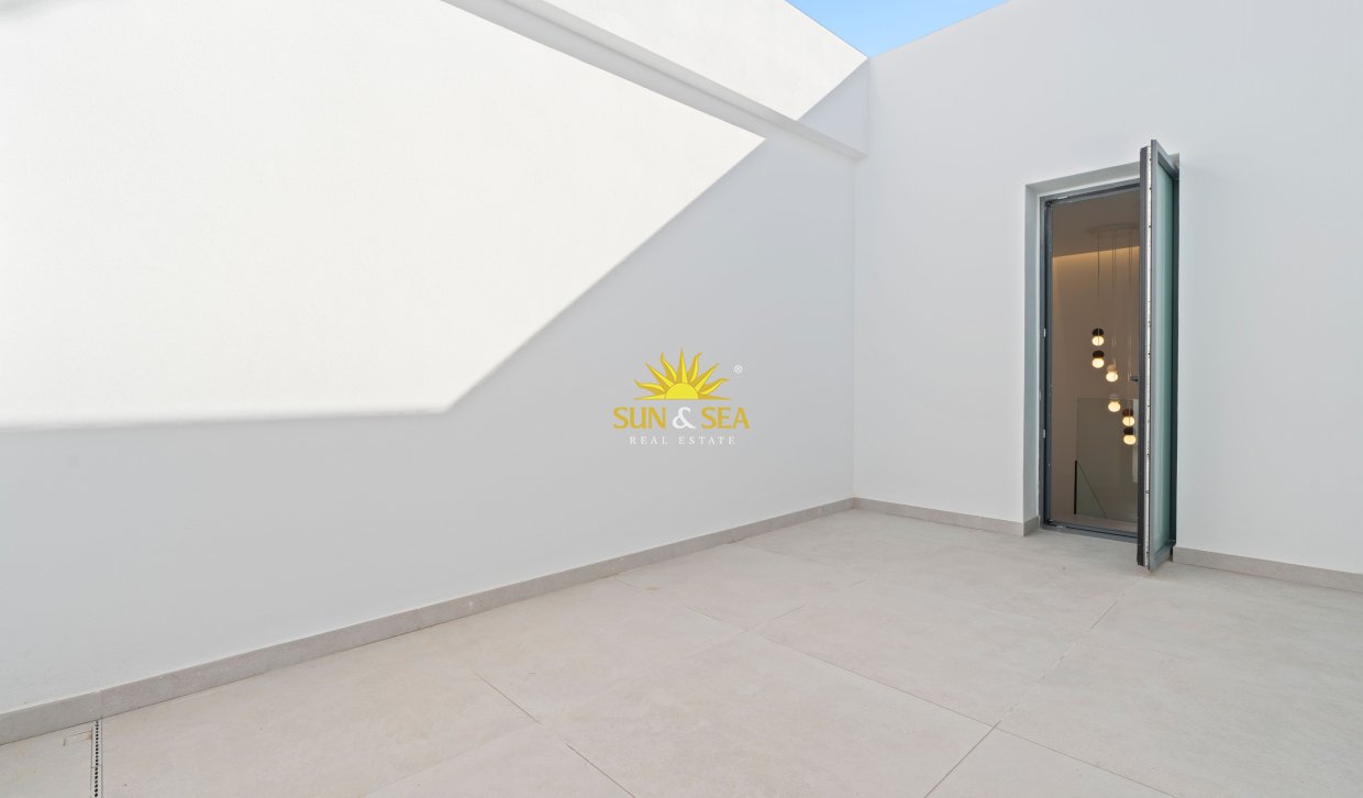 Obra nueva - Chalet - Benidorm