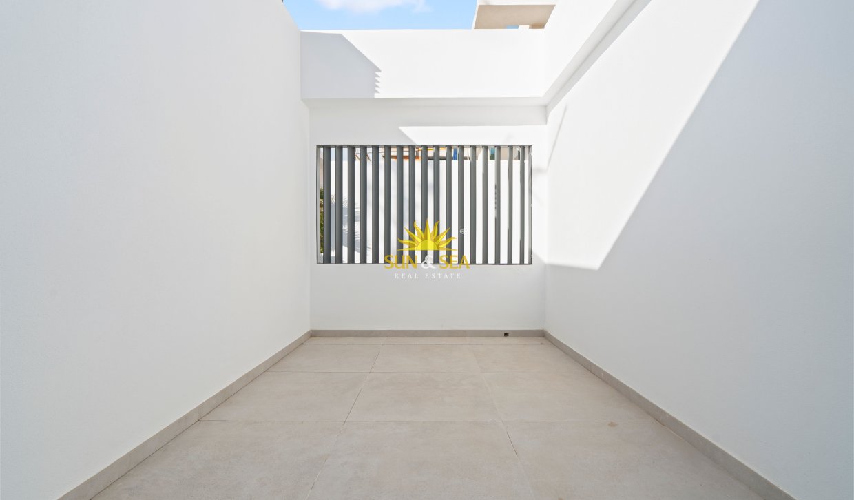 Obra nueva - Chalet - Benidorm