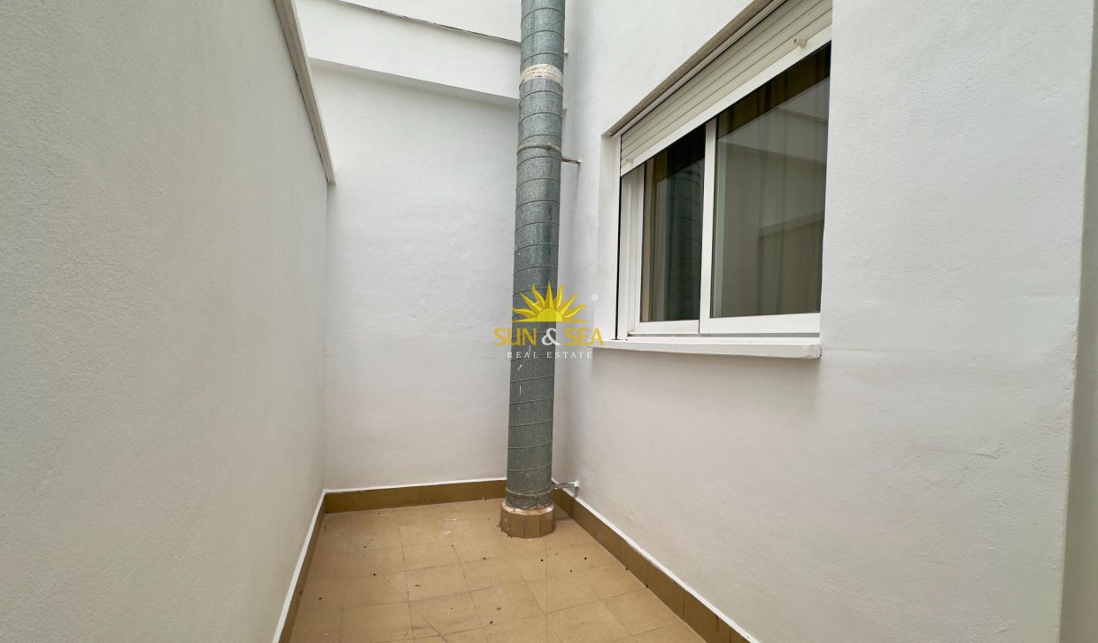 Reventa - Apartamento - Torrevieja - Acequion