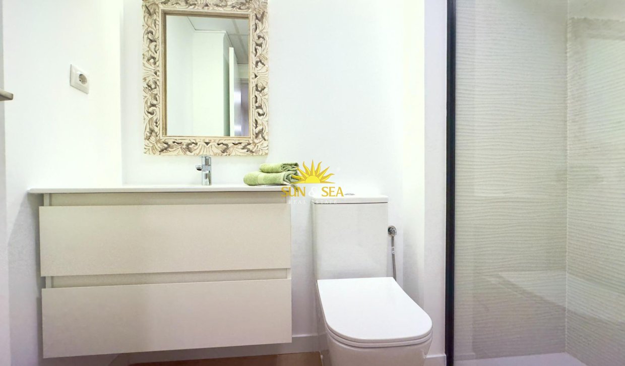 Reventa - Apartamento - Torrevieja - Acequion