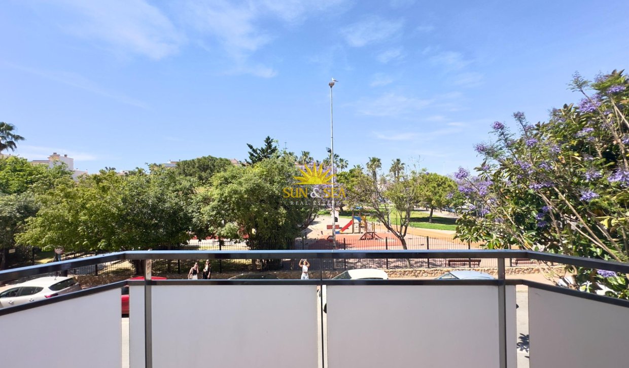 Reventa - Apartamento - Torrevieja - Acequion