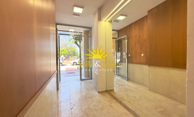 Reventa - Apartamento - Torrevieja - Acequion