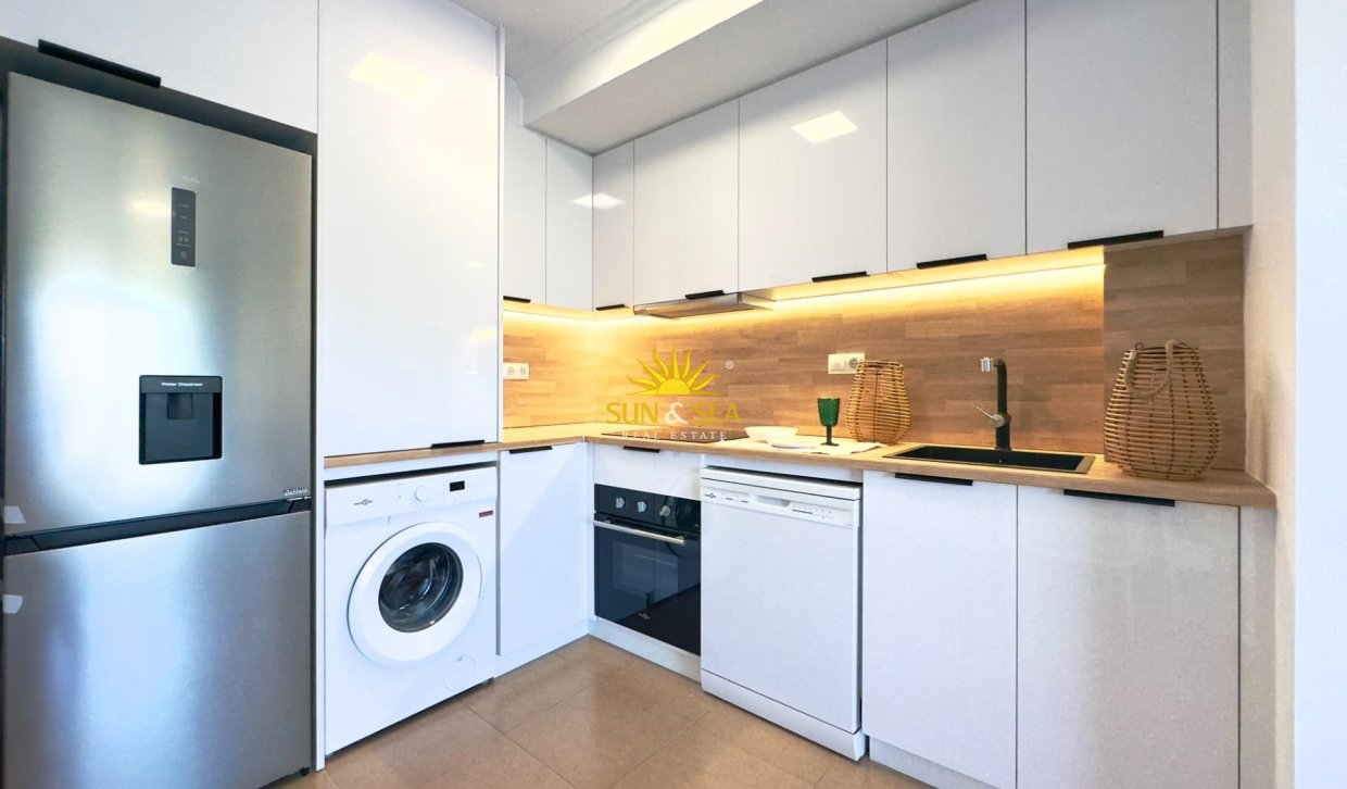 Revente - Appartement - Torrevieja - Acequion