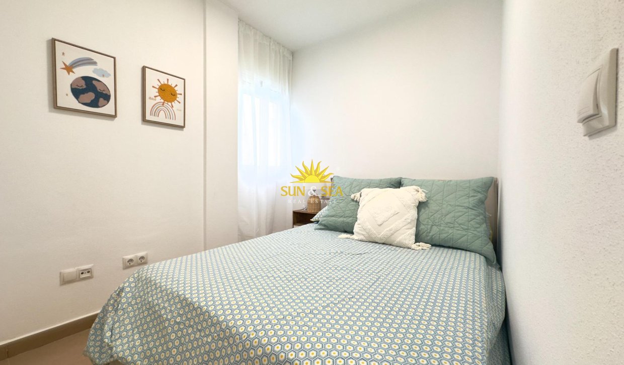 Revente - Appartement - Torrevieja - Acequion