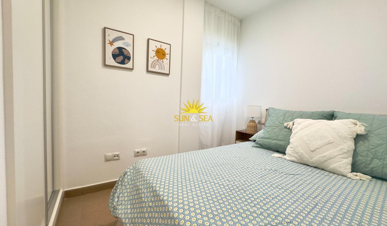 Revente - Appartement - Torrevieja - Acequion