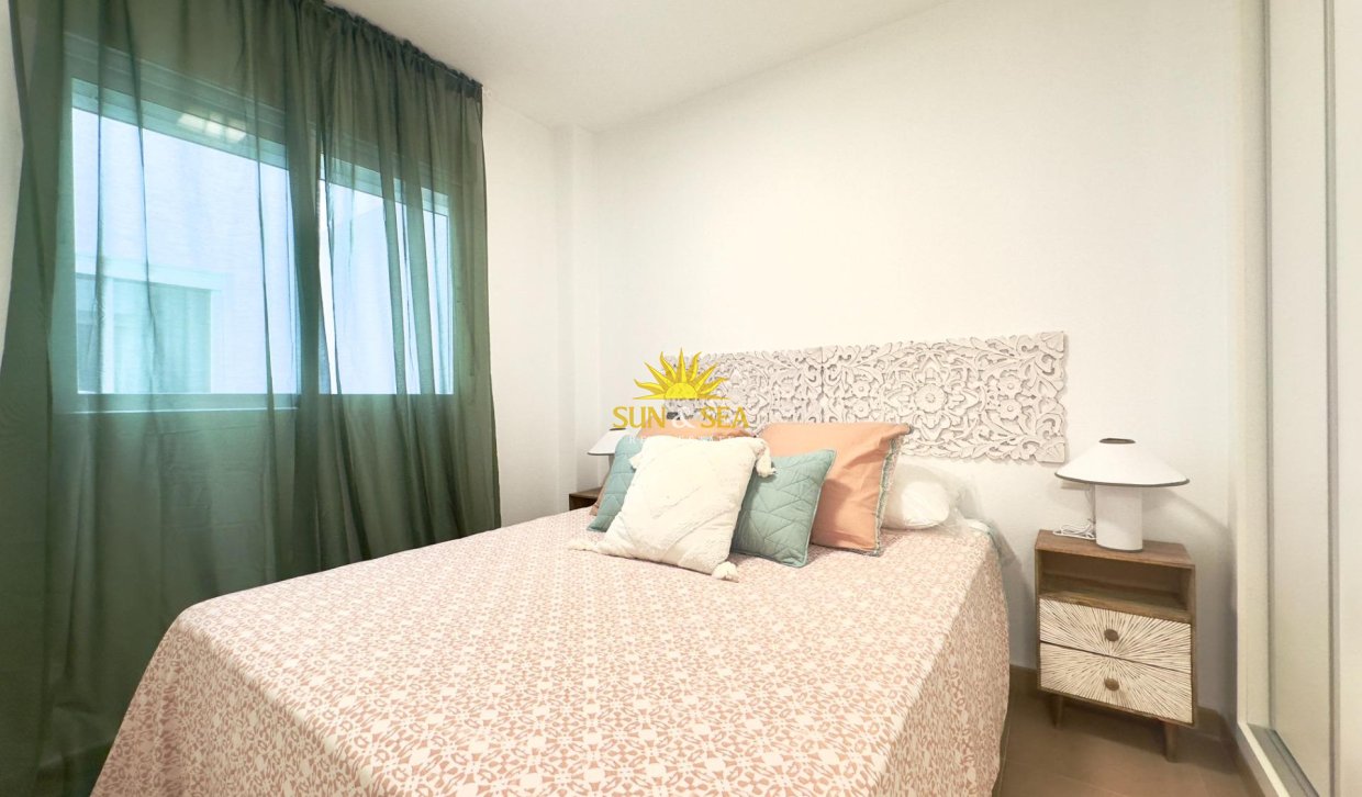 Revente - Appartement - Torrevieja - Acequion
