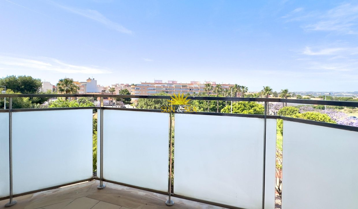Revente - Appartement - Torrevieja - Acequion