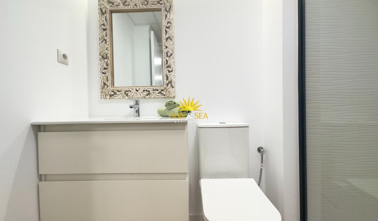 Revente - Appartement - Torrevieja - Acequion
