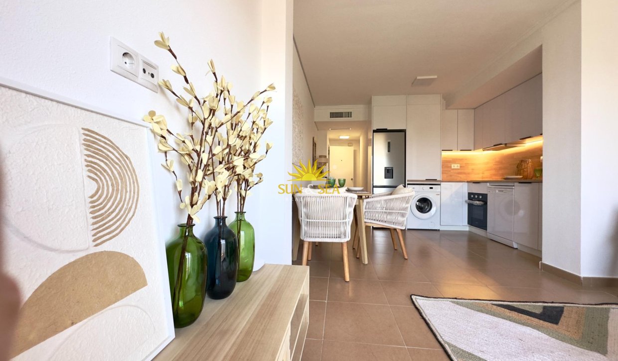 Resale - Apartment - Torrevieja - Acequion