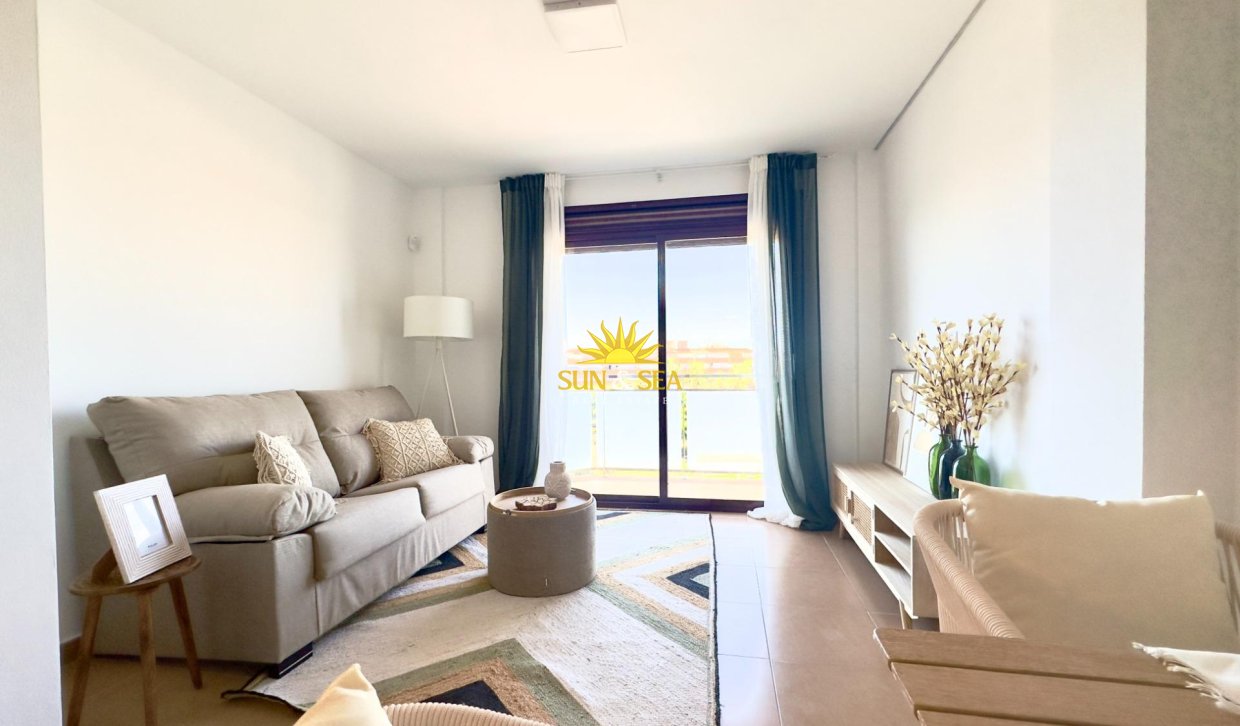 Resale - Apartment - Torrevieja - Acequion
