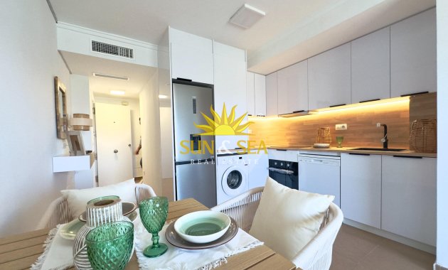 Resale - Apartment - Torrevieja - Acequion