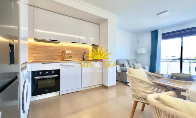 Resale - Apartment - Torrevieja - Acequion