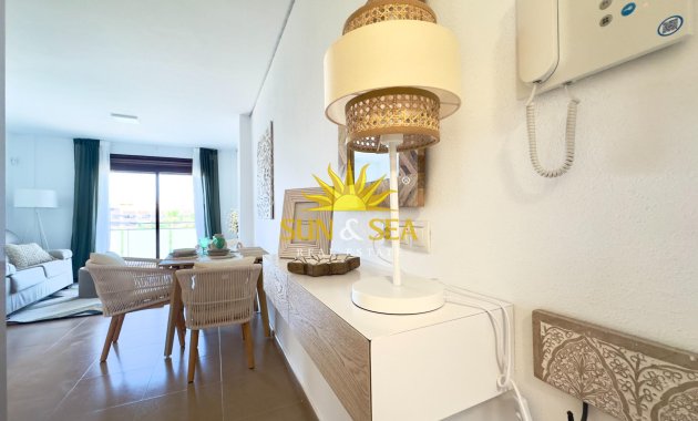 Resale - Apartment - Torrevieja - Acequion