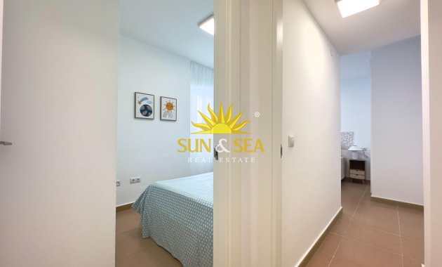 Resale - Apartment - Torrevieja - Acequion