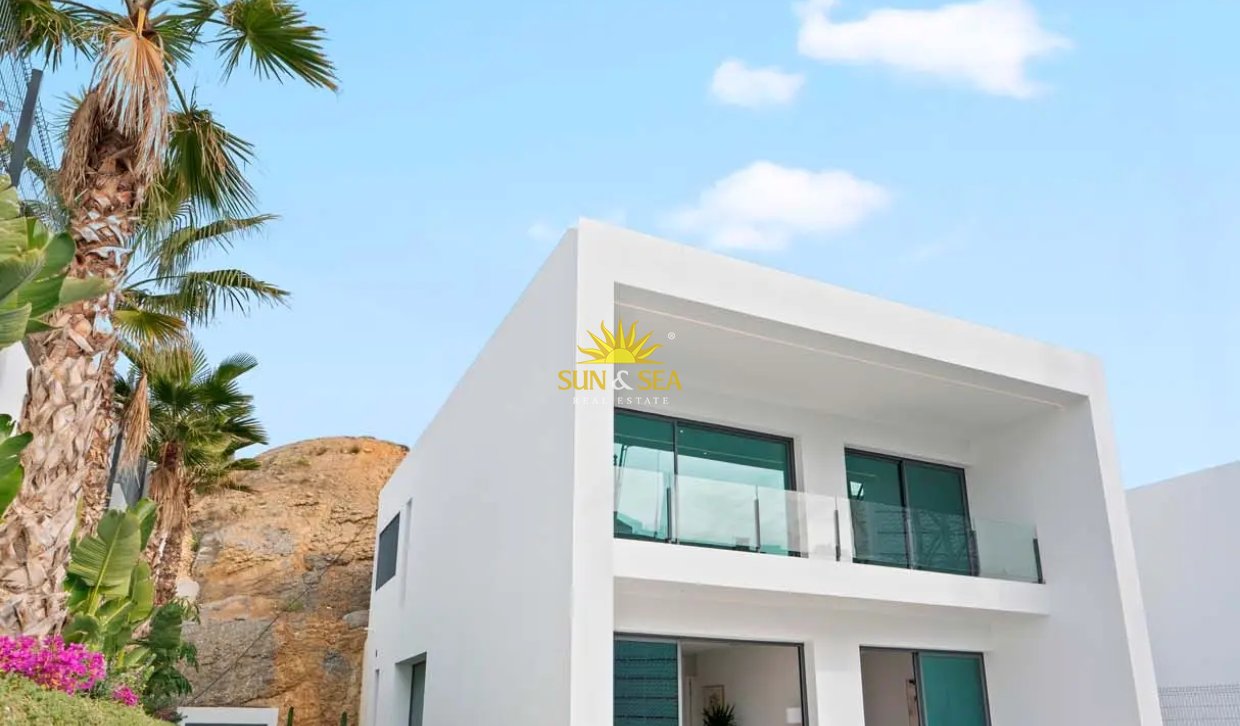 Obra nueva - Chalet - Benidorm