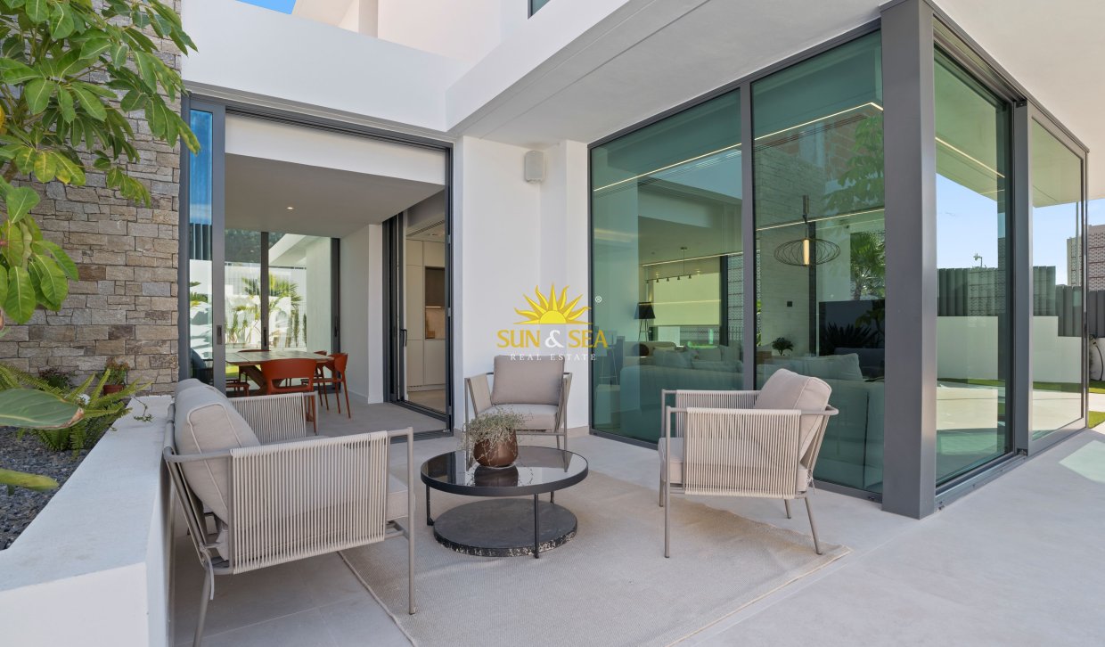 Obra nueva - Chalet - Benidorm