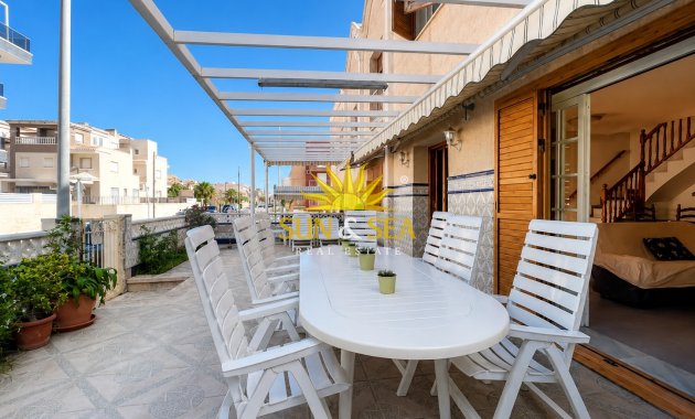 Reventa - Chalet adosado - Santa Pola